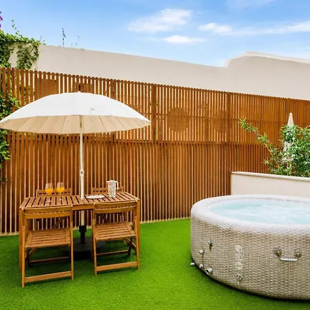 Secret Patio With Jacuzzi And 2 פורטו